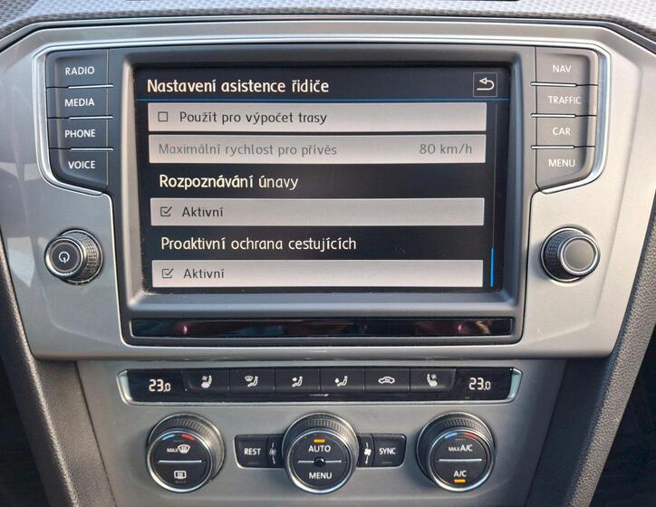 Volkswagen Passat 22