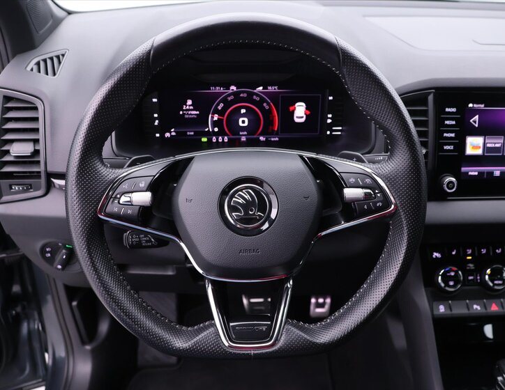 Škoda Karoq SUV / Terénní 2,0 l 140 kw