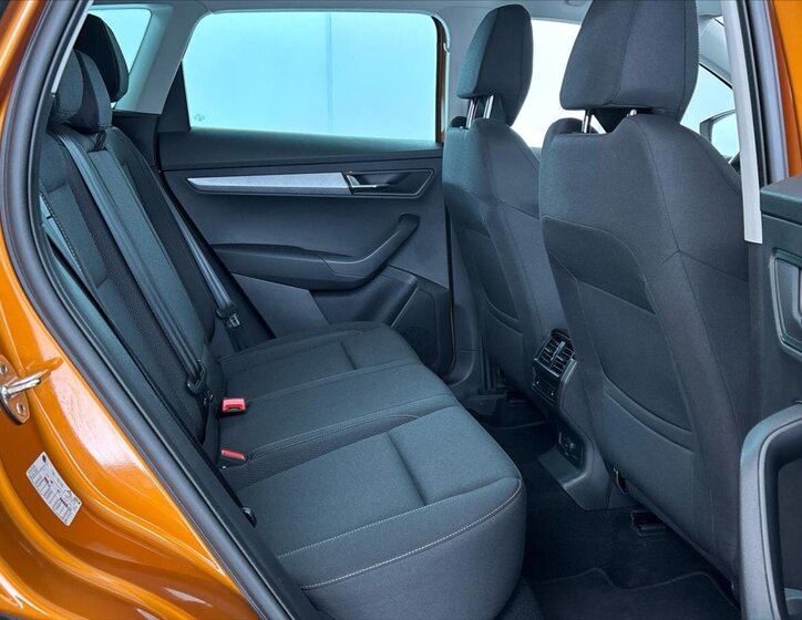 Škoda Karoq SUV / Terénní 1,5 l 110 kw