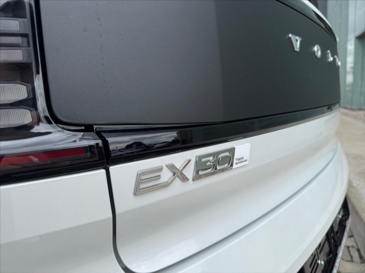 Volvo EX30 SUV 0,0 315 kw