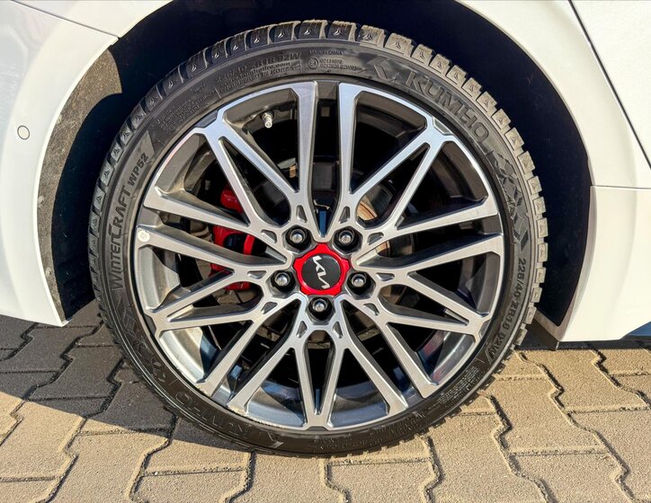 KIA ProCeed Liftback 1,6 l 150 kw