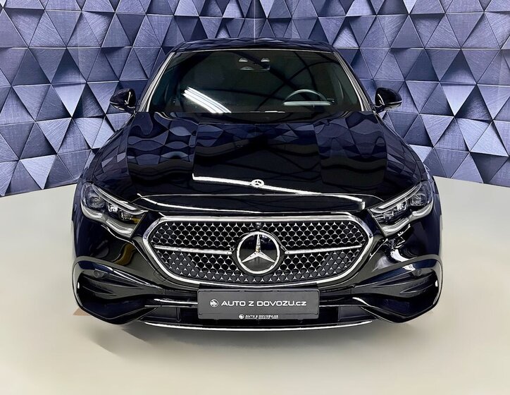 Mercedes-Benz Třídy E Sedan 2,0 l 240 kw