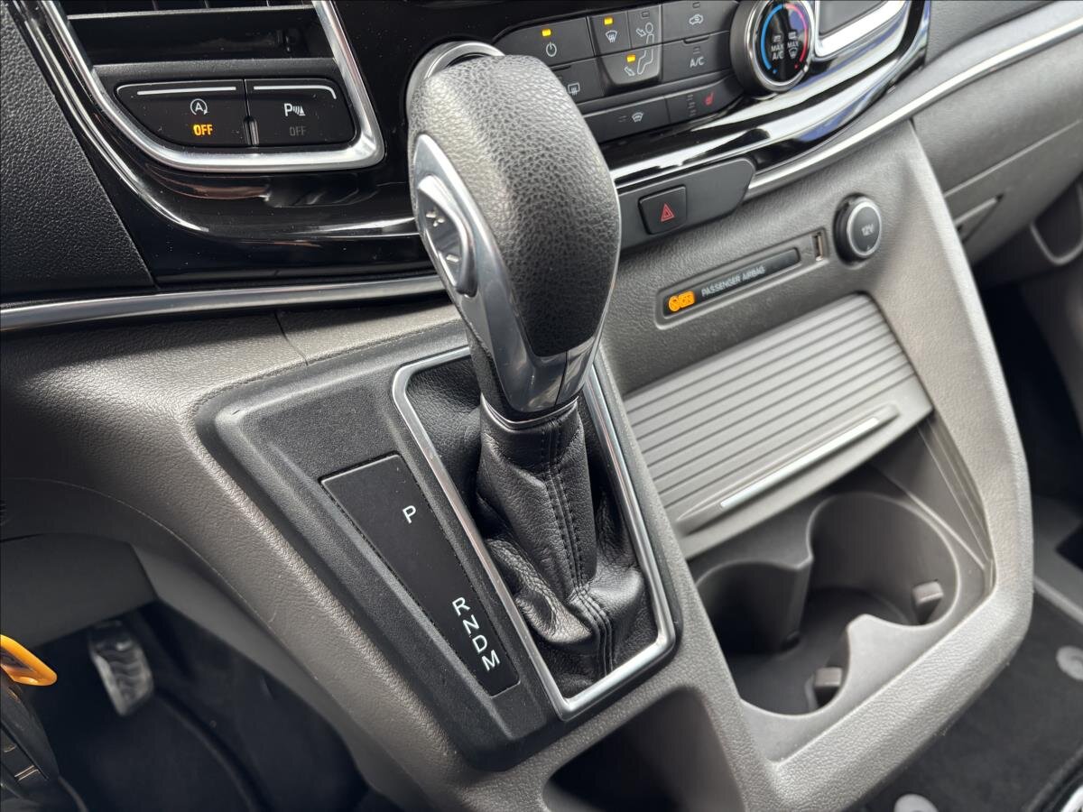 Ford Tourneo Custom Kombi 2,0 l 125 kw