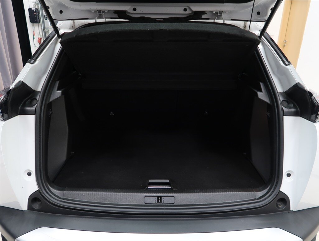 Peugeot 2008 SUV / Terénní 1,2 l 74 kw