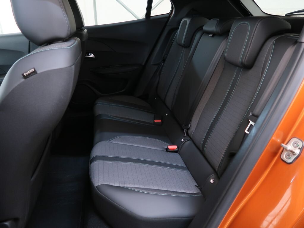 Peugeot 2008 SUV 1,2 l 74 kw