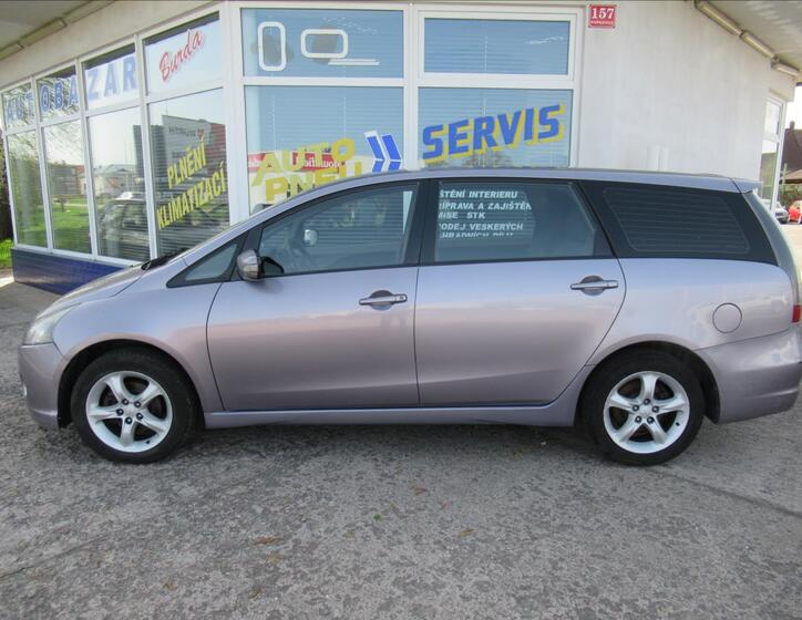 Mitsubishi Grandis 8