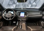 Volvo XC90 SUV / Terénní 2,0 l 177 kw