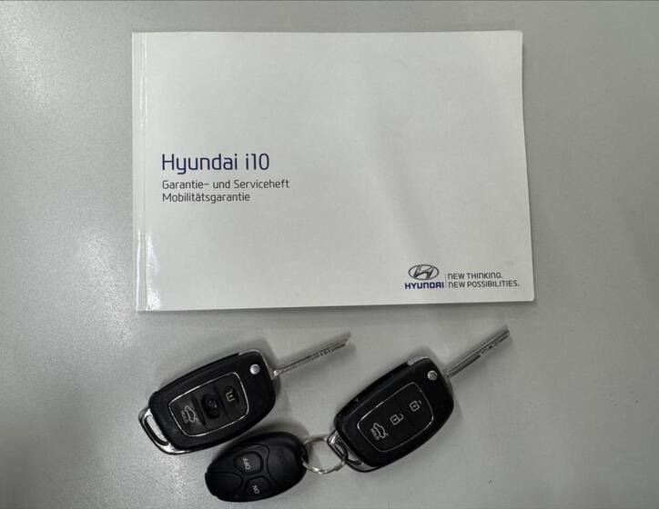 Hyundai i10 8