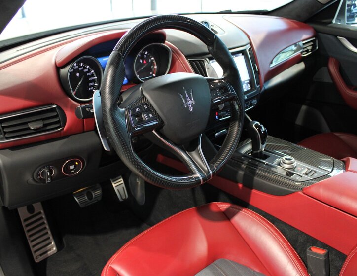 Maserati Levante SUV 3,0 l 316 kw