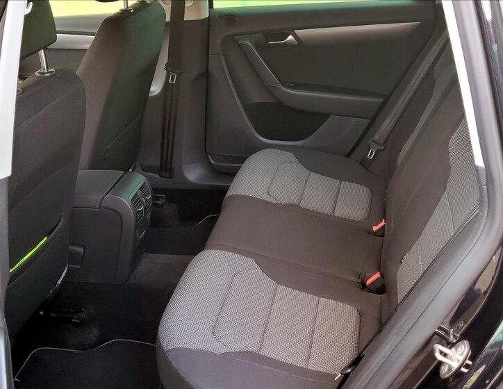 Volkswagen Passat Kombi 1,4 l 90 kw