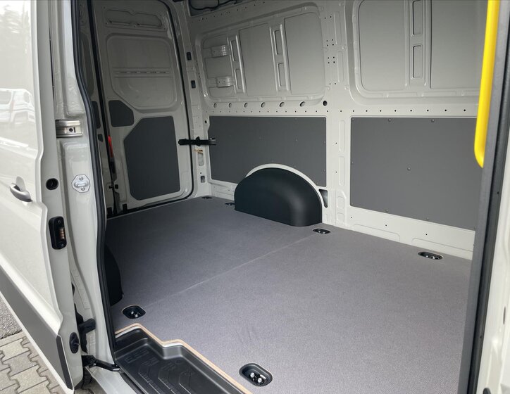 Volkswagen Crafter Skříň 2,0 l 103 kw