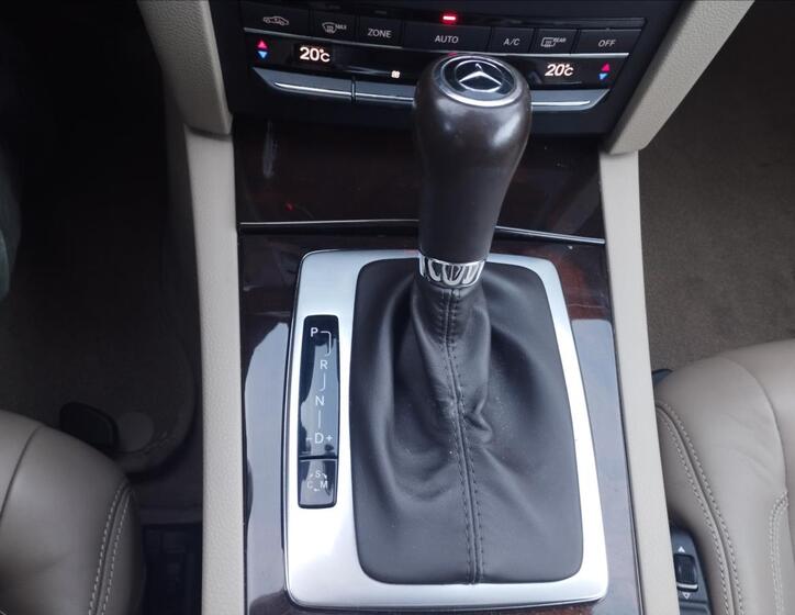 Mercedes-Benz Třídy E 11