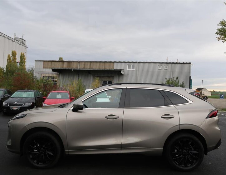 Dongfeng T5 EVO SUV 1,5 l 130 kw