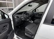Renault Scénic 8