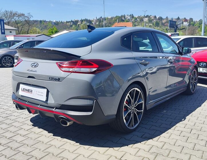 Hyundai i30 Liftback 2,0 l 202 kw