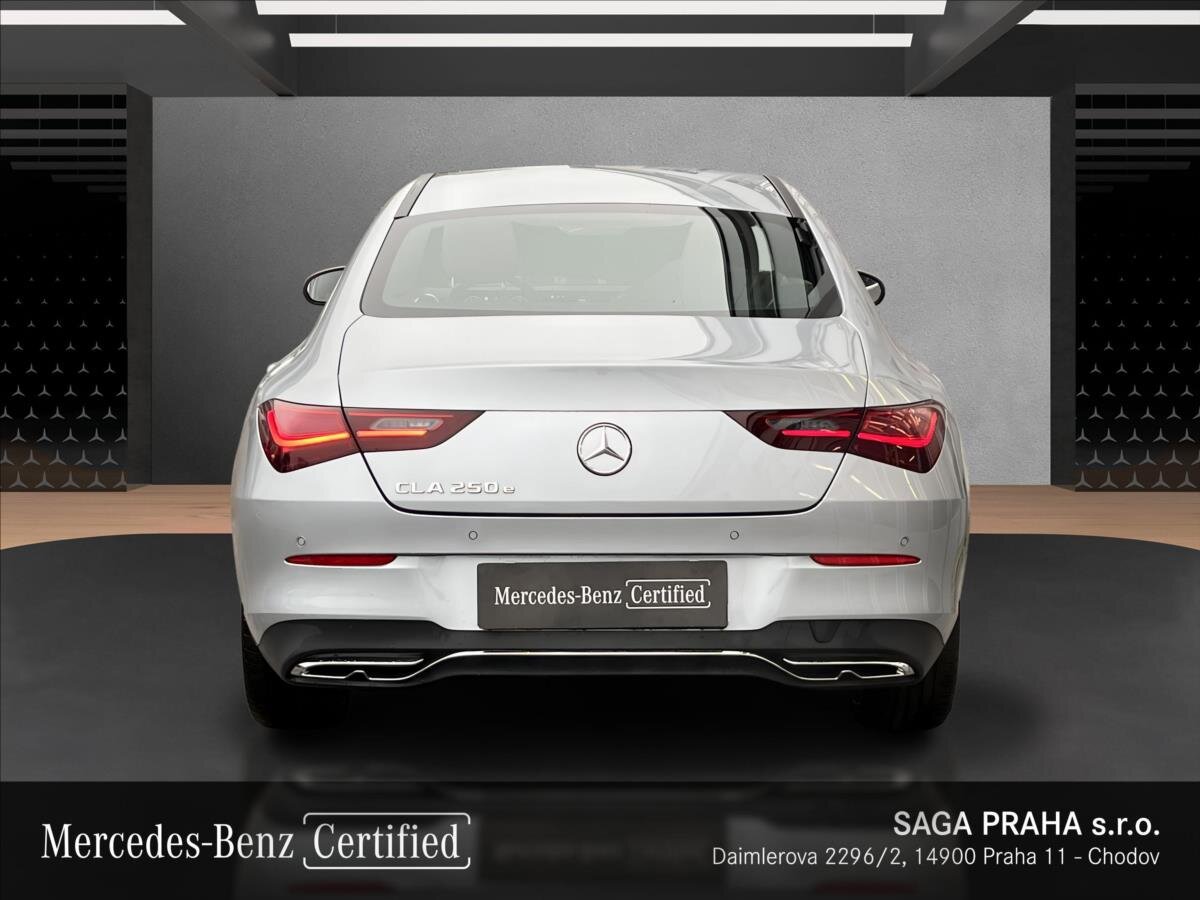 Mercedes-Benz CLA Kupé 1,3 l 120 kw