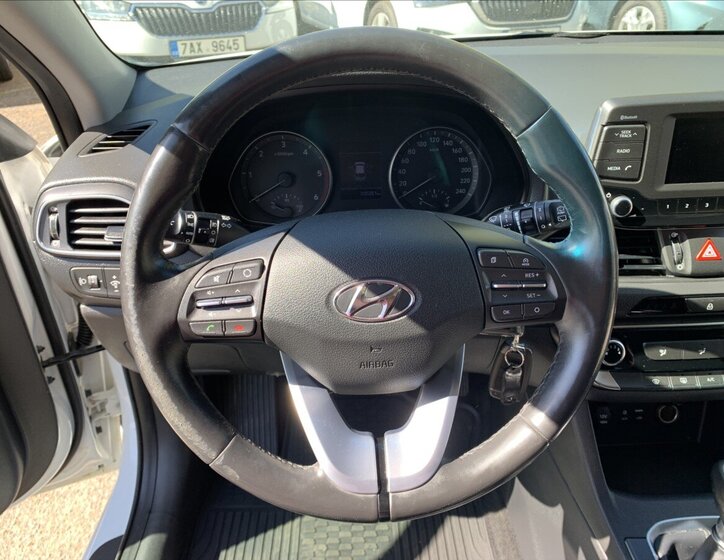 Hyundai i30 Kombi 1,6 l 81 kw