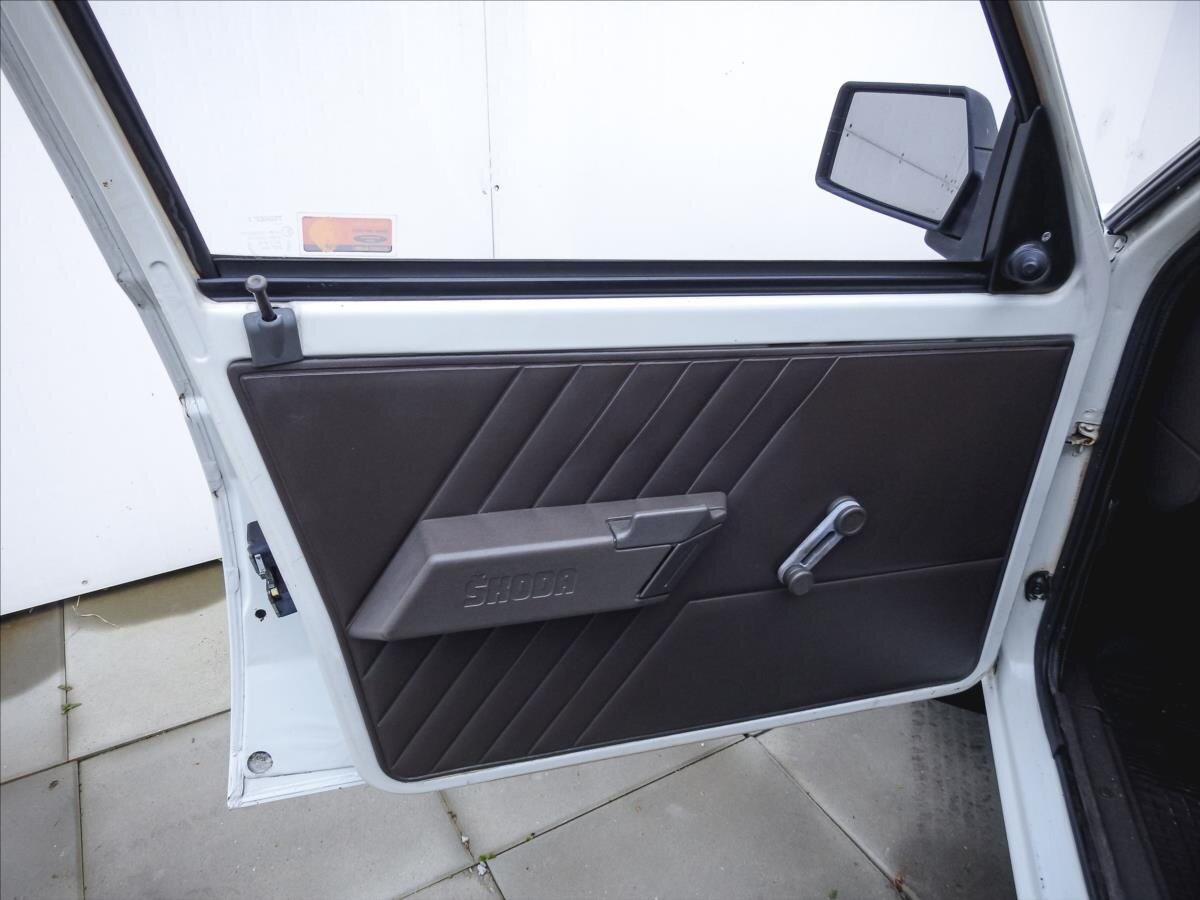 Škoda Favorit Hatchback 1,3 l 46 kw