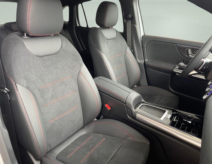 Mercedes-Benz GLA 16