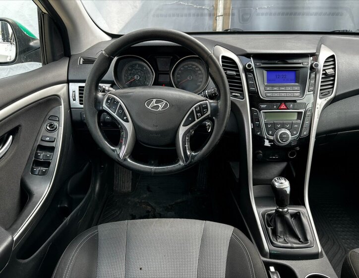 Hyundai i30 Kombi 1,6 l 81 kw