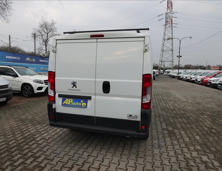 Peugeot Boxer Ostatní 2,2 l 81 kw