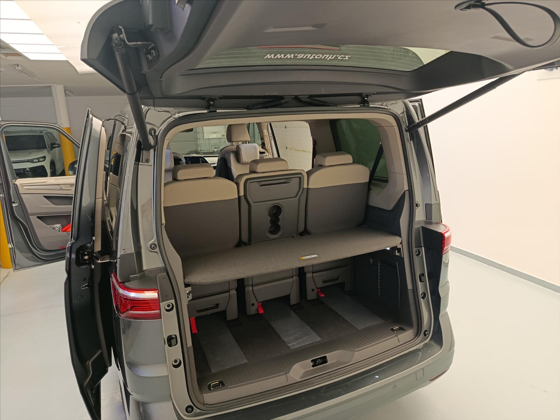 Volkswagen Multivan Ostatní 2,0 l 110 kw