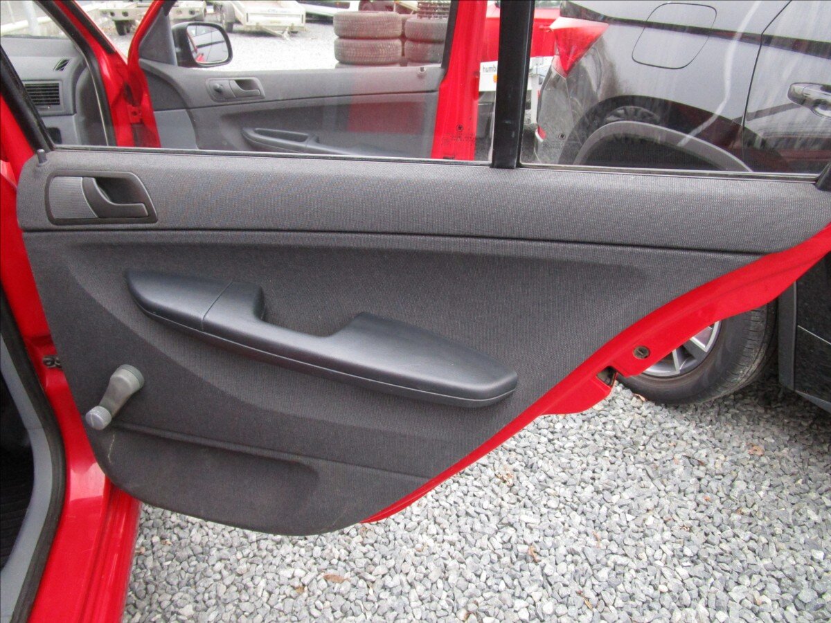 Škoda Fabia Hatchback 1,2 l 40 kw