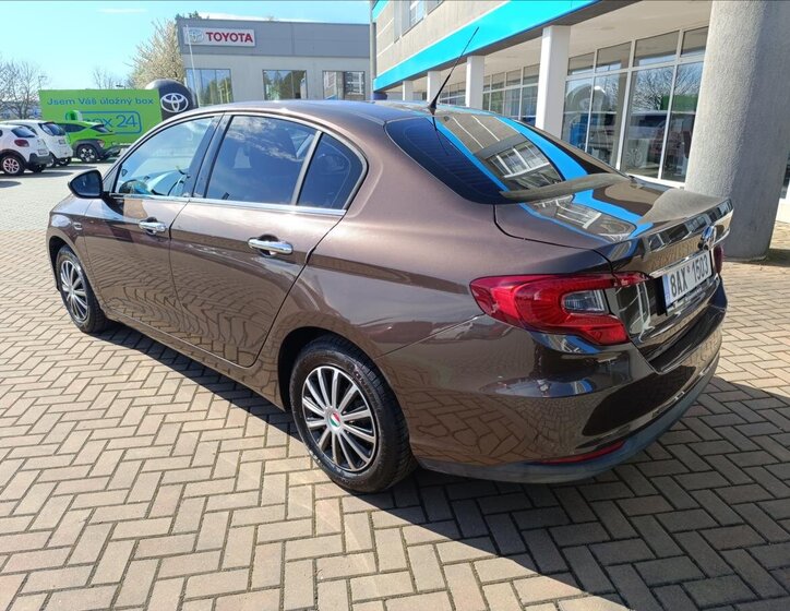 Fiat Tipo Sedan / Limuzína 1,4 l 70 kw