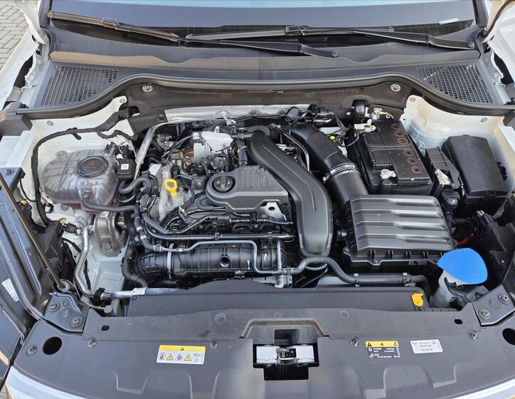 Škoda Karoq SUV 1,5 l 110 kw