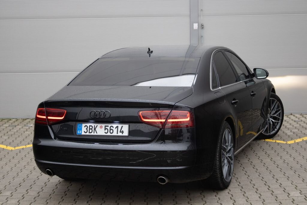 Audi A8 Sedan 3,0 l 184 kw
