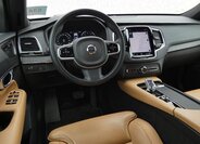 Volvo XC90 SUV / Terénní 2,0 l 220 kw