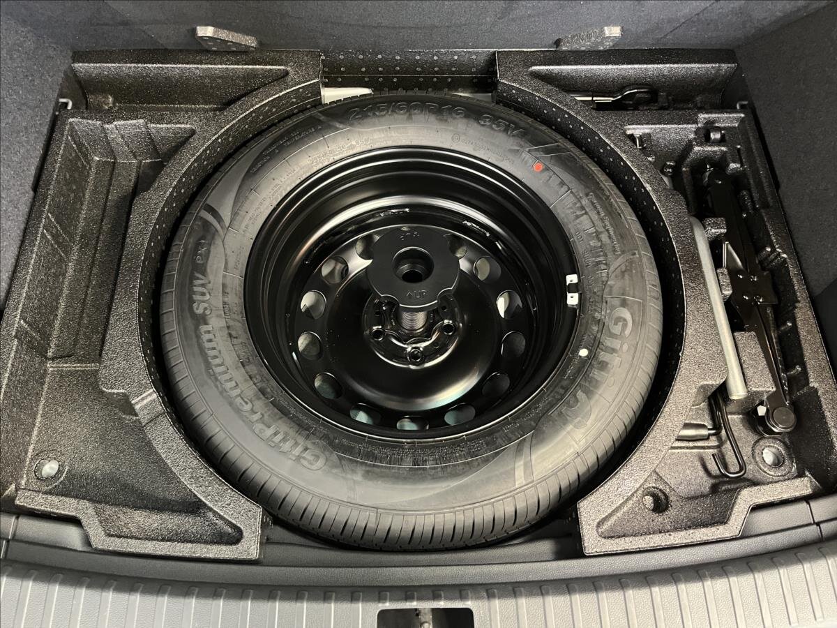 Škoda Karoq SUV 1,5 l 110 kw