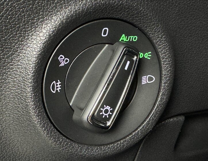 Škoda Karoq SUV / Terénní 2,0 l 110 kw