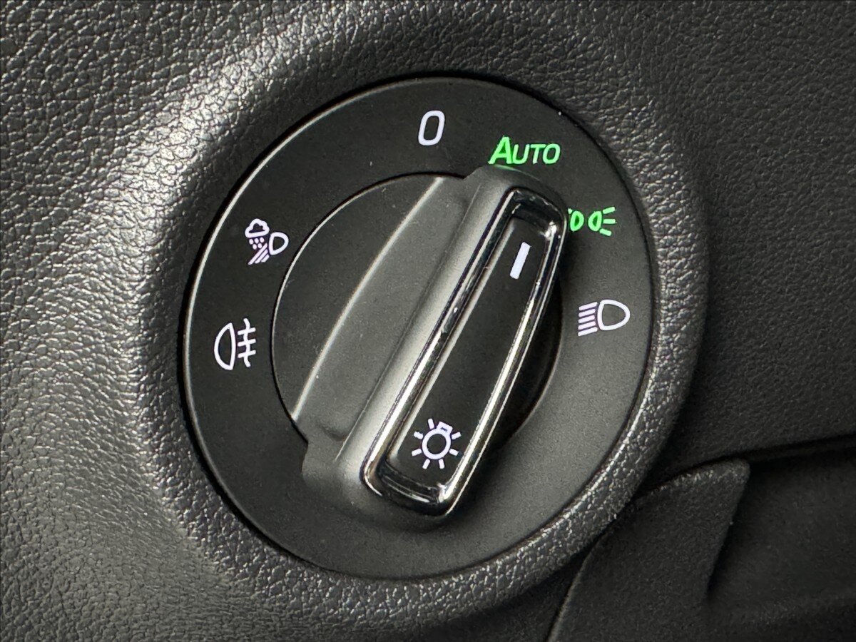 Škoda Karoq SUV / Terénní 2,0 l 110 kw