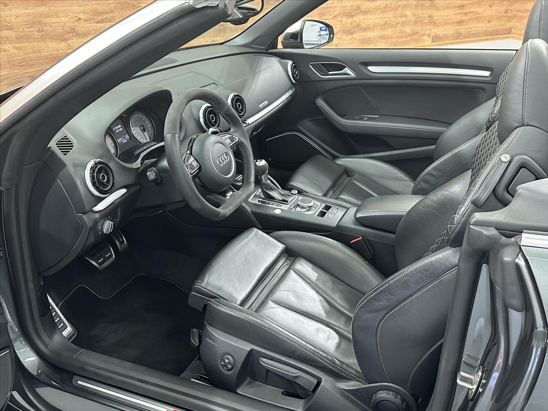 Audi S3 Kabriolet 2,0 l 221 kw