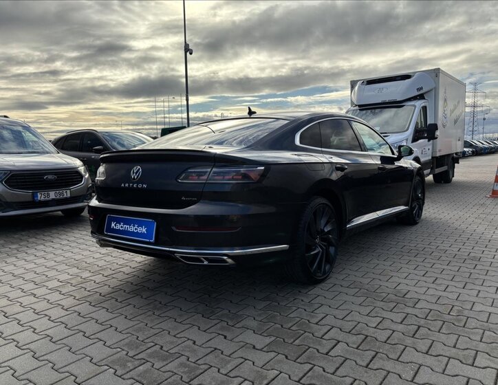 Volkswagen Arteon Liftback 2,0 l 206 kw
