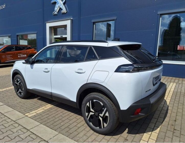 Peugeot 2008 3