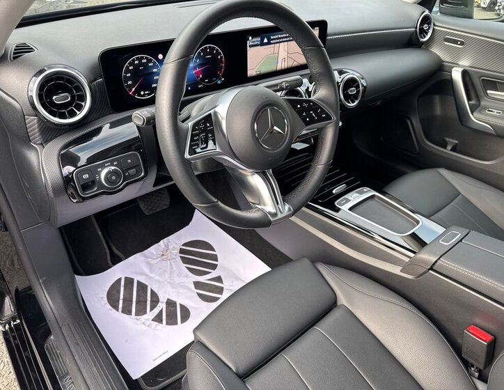 Mercedes-Benz Třídy A Hatchback 1,3 l 120 kw