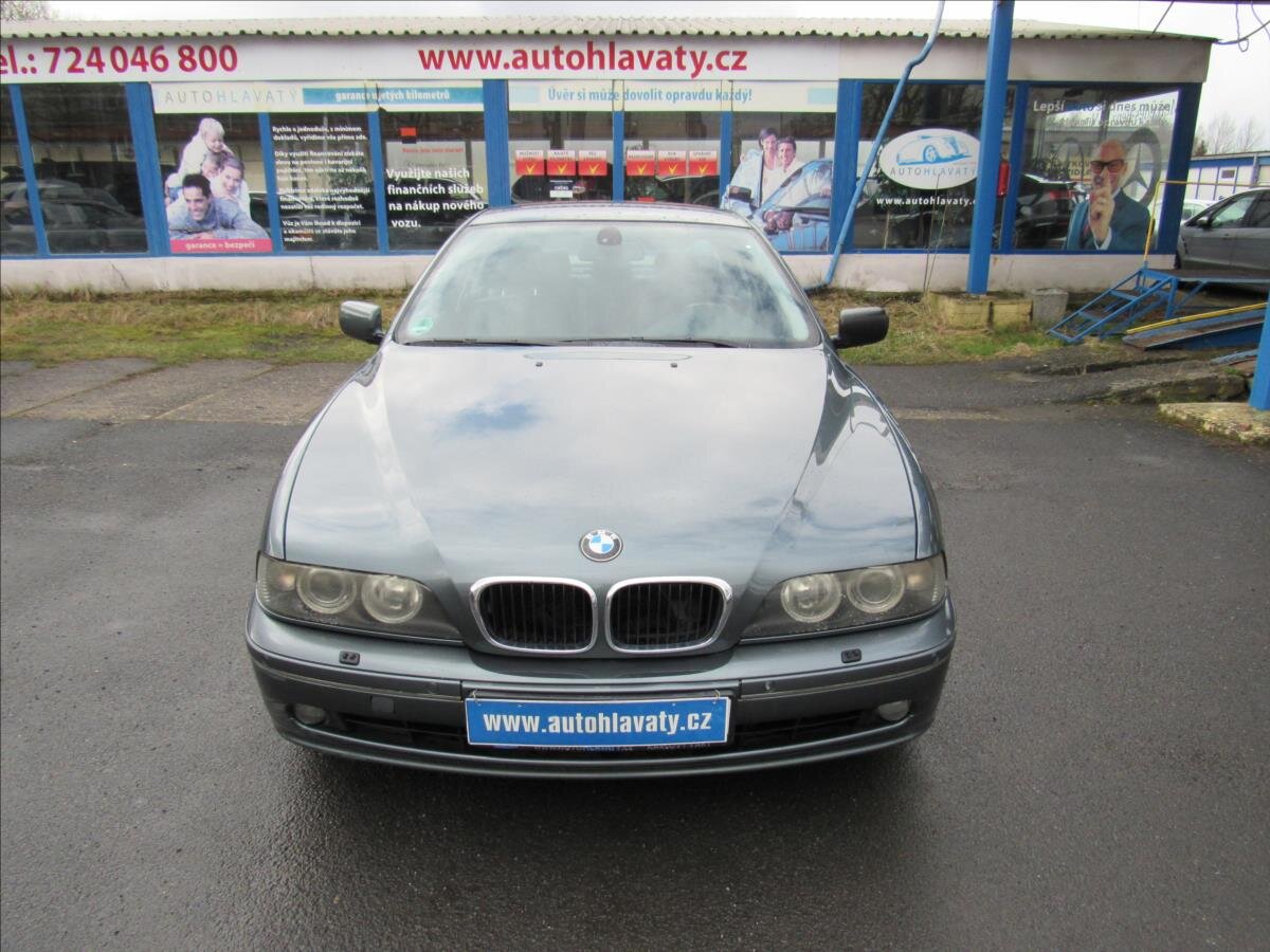 BMW Řada 5 Sedan / Limuzína 2,5 l 141 kw