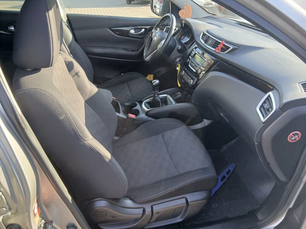 Nissan Qashqai SUV 1,6 l 120 kw