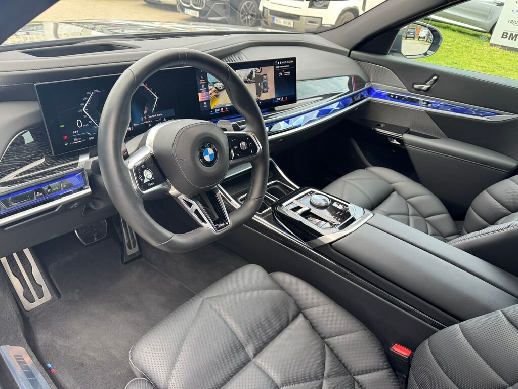 BMW Řada 7 Sedan / Limuzína 3,0 l 210 kw
