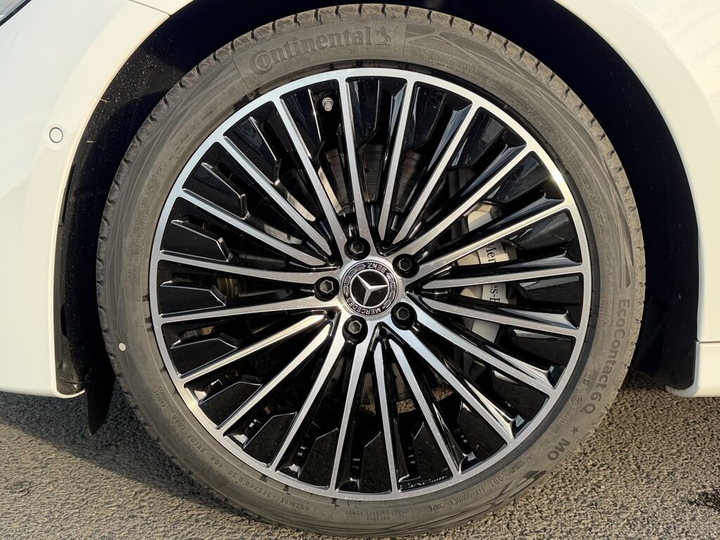 Mercedes-Benz Třídy E Sedan / Limuzína 2,0 l 145 kw