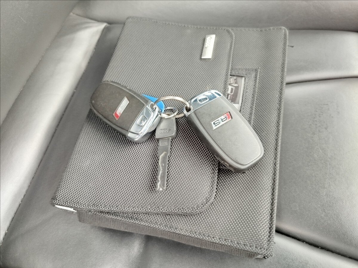 Audi RS 5 Kupé 4,2 l 331 kw