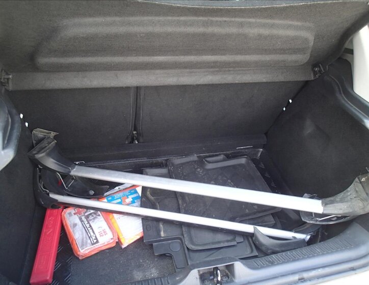 Renault Clio Hatchback 1,1 l 54 kw