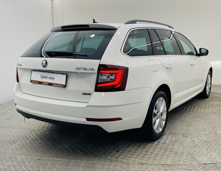 Škoda Octavia Kombi 1,5 l 96 kw