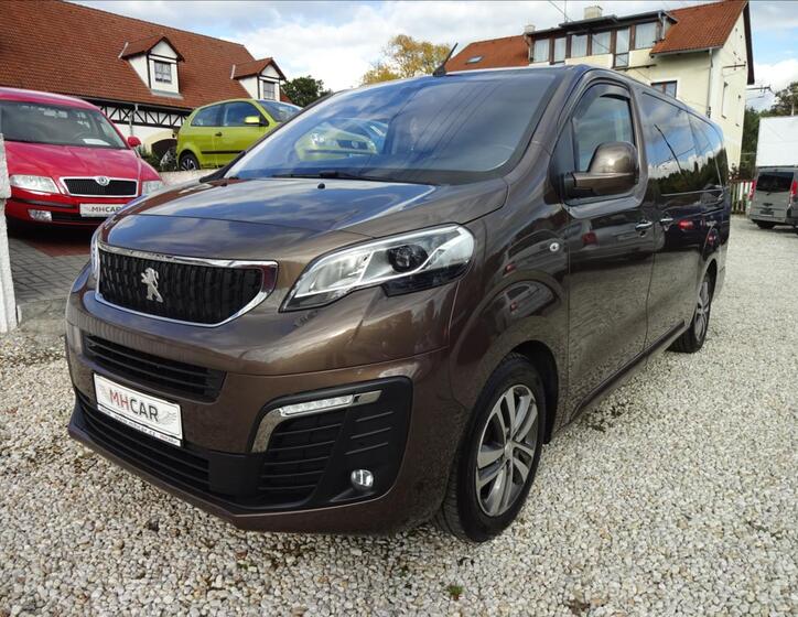 Peugeot Traveller 3