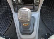 Land Rover Freelander 16