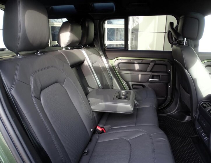 Land Rover Defender SUV / Terénní 3,0 l 257 kw