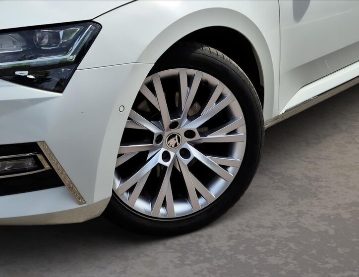 Škoda Superb Kombi 2,0 l 140 kw