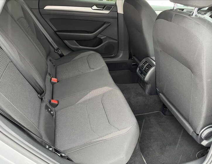 Volkswagen Arteon Liftback 2,0 l 110 kw